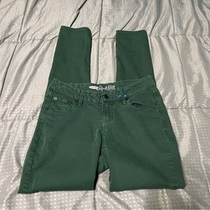 Old navy the rockstar green jeans size 4 paint marks